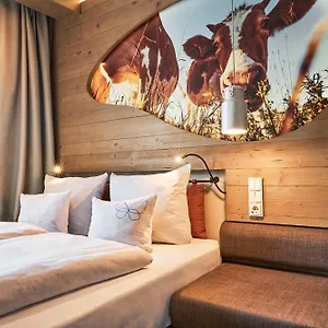4* מלון Cocoon Hauptbahnhof