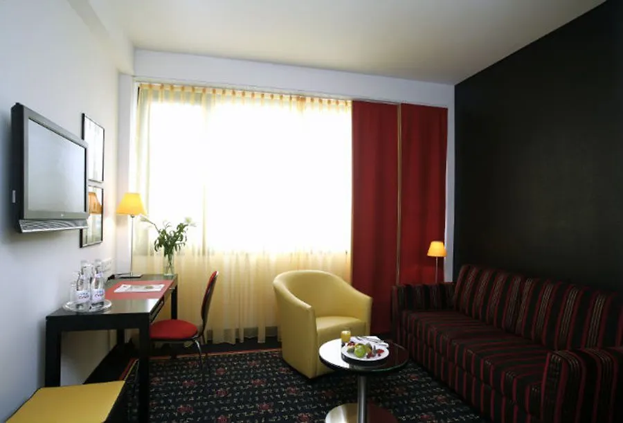 **** Hotel Holiday Inn Munich - Leuchtenbergring By Ihg Germany