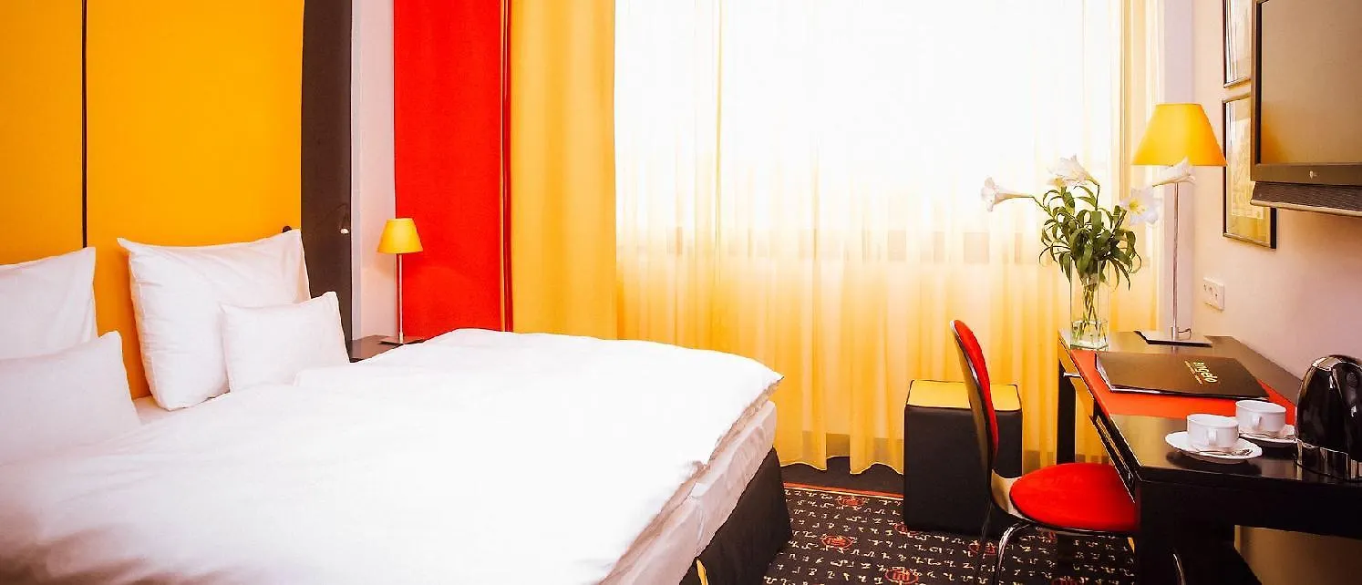 Holiday Inn Munich - Leuchtenbergring By Ihg 4*,